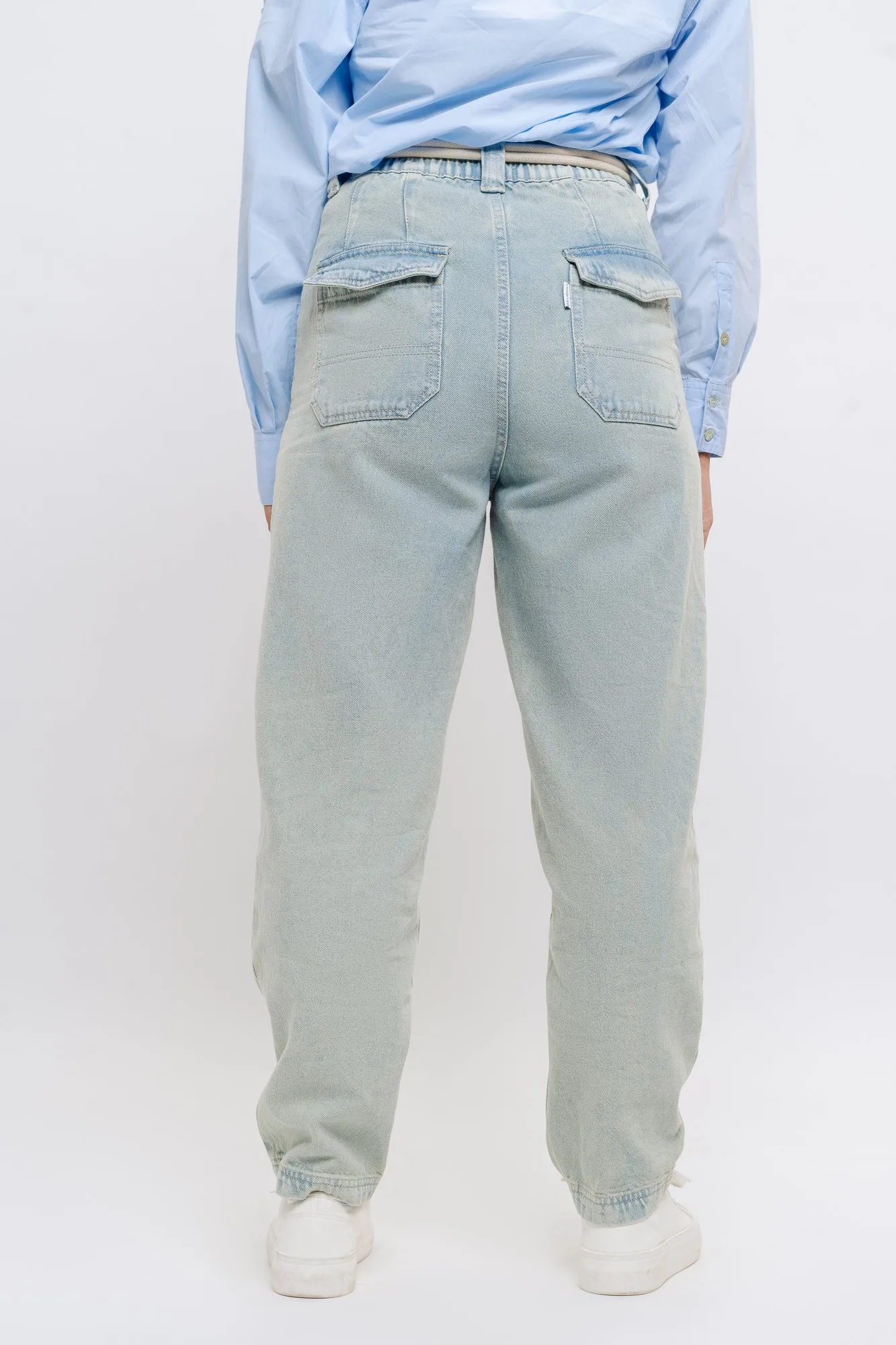 Elongated Pocket Tinted Slouchy Jeans