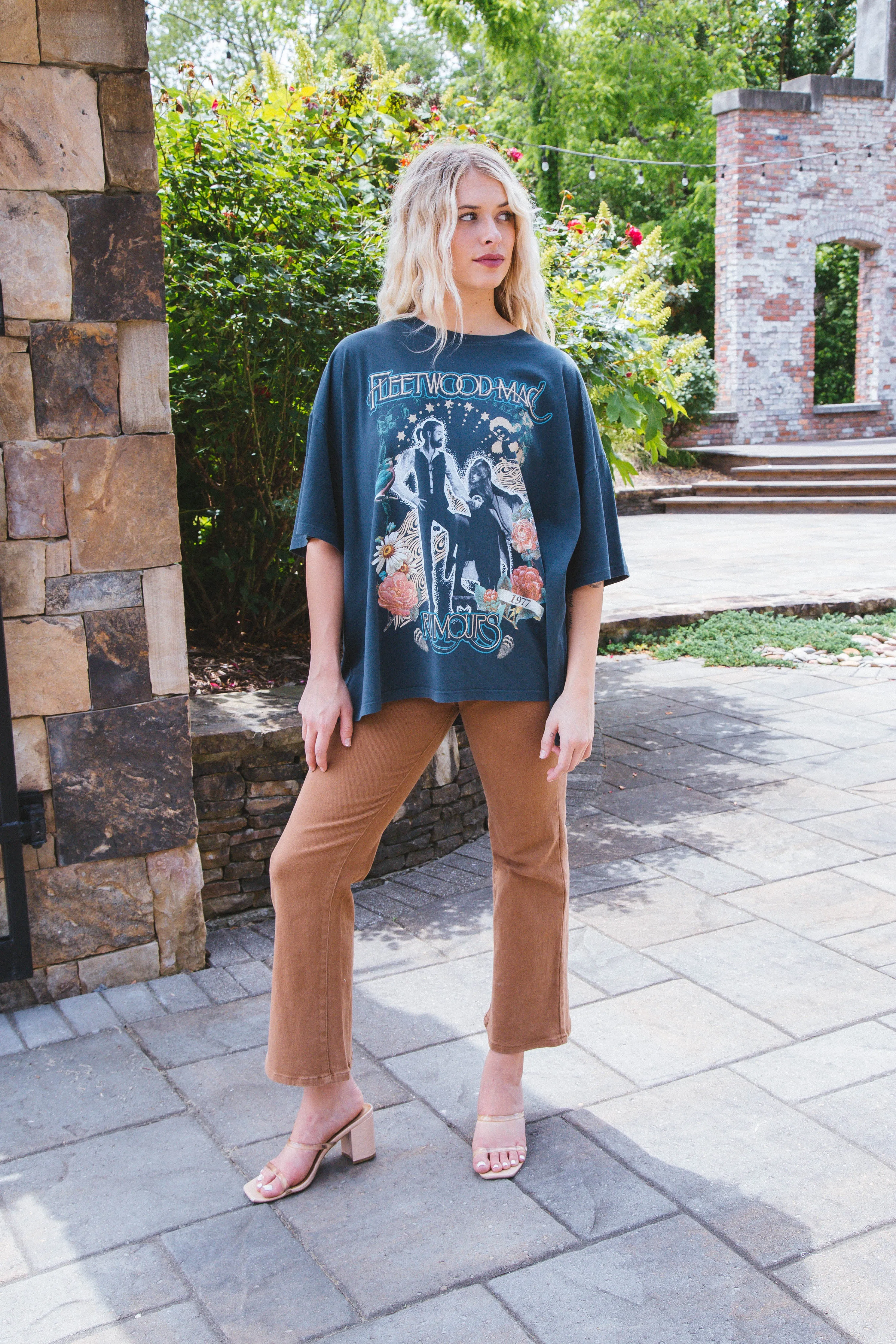 Fleetwood Mac Rumours Tee, Vintage Black | Daydreamer