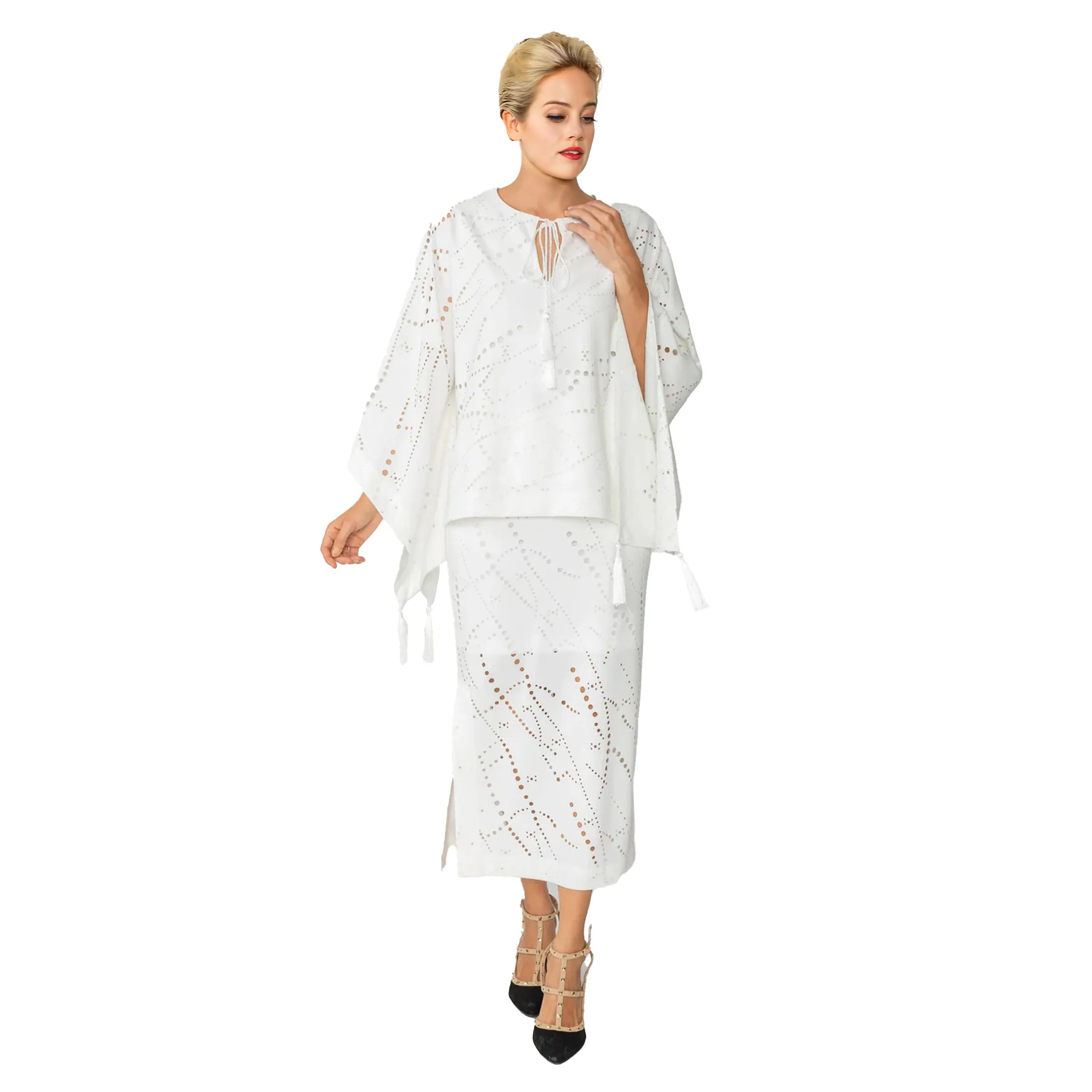 IC Collection Laser Cut Poncho Top W/ Tassels in White - 4647T-WT