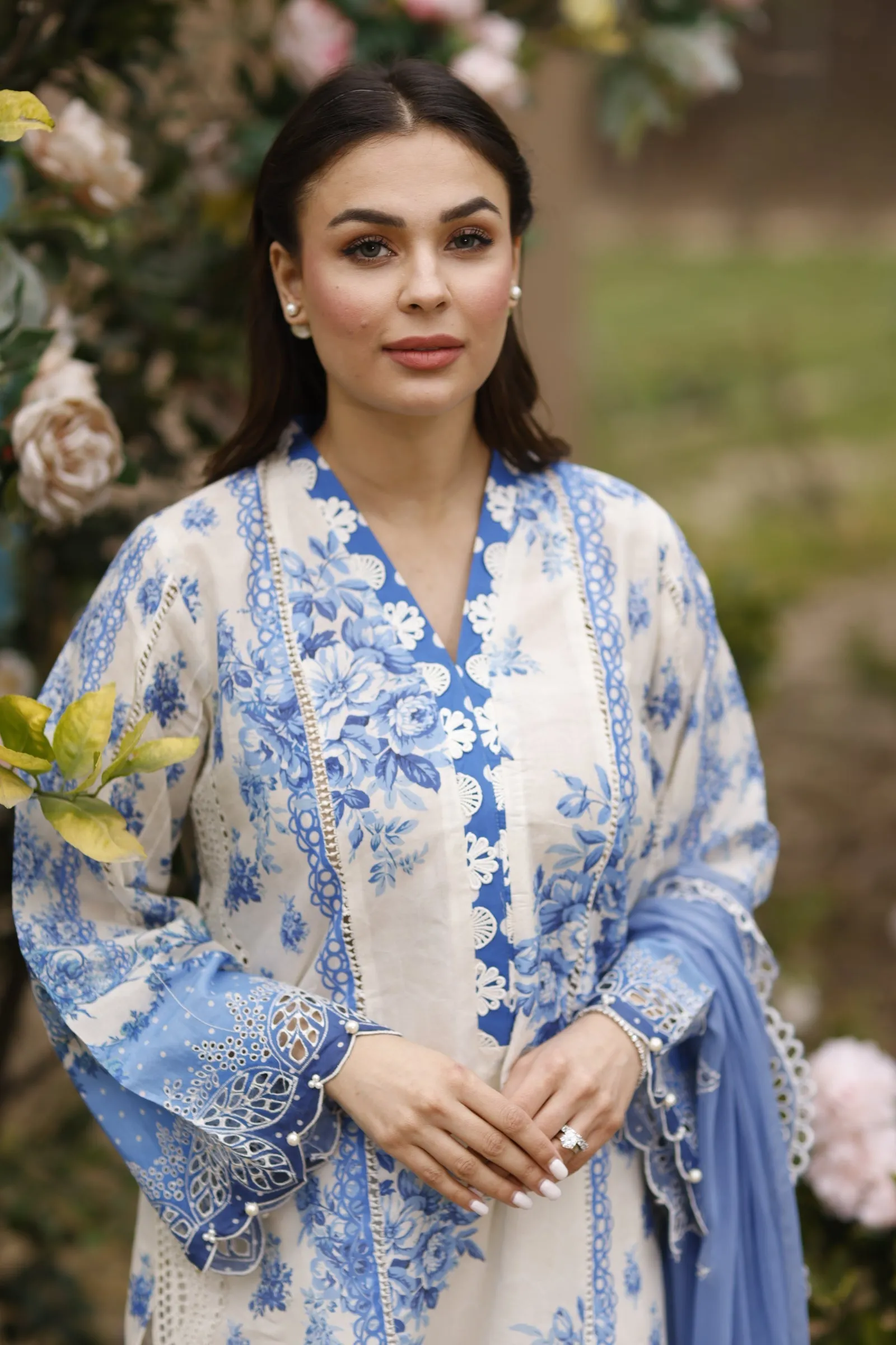 Manara by Maria Asif Baig - Vintage Flora Lawn Collection – PORCELAIN