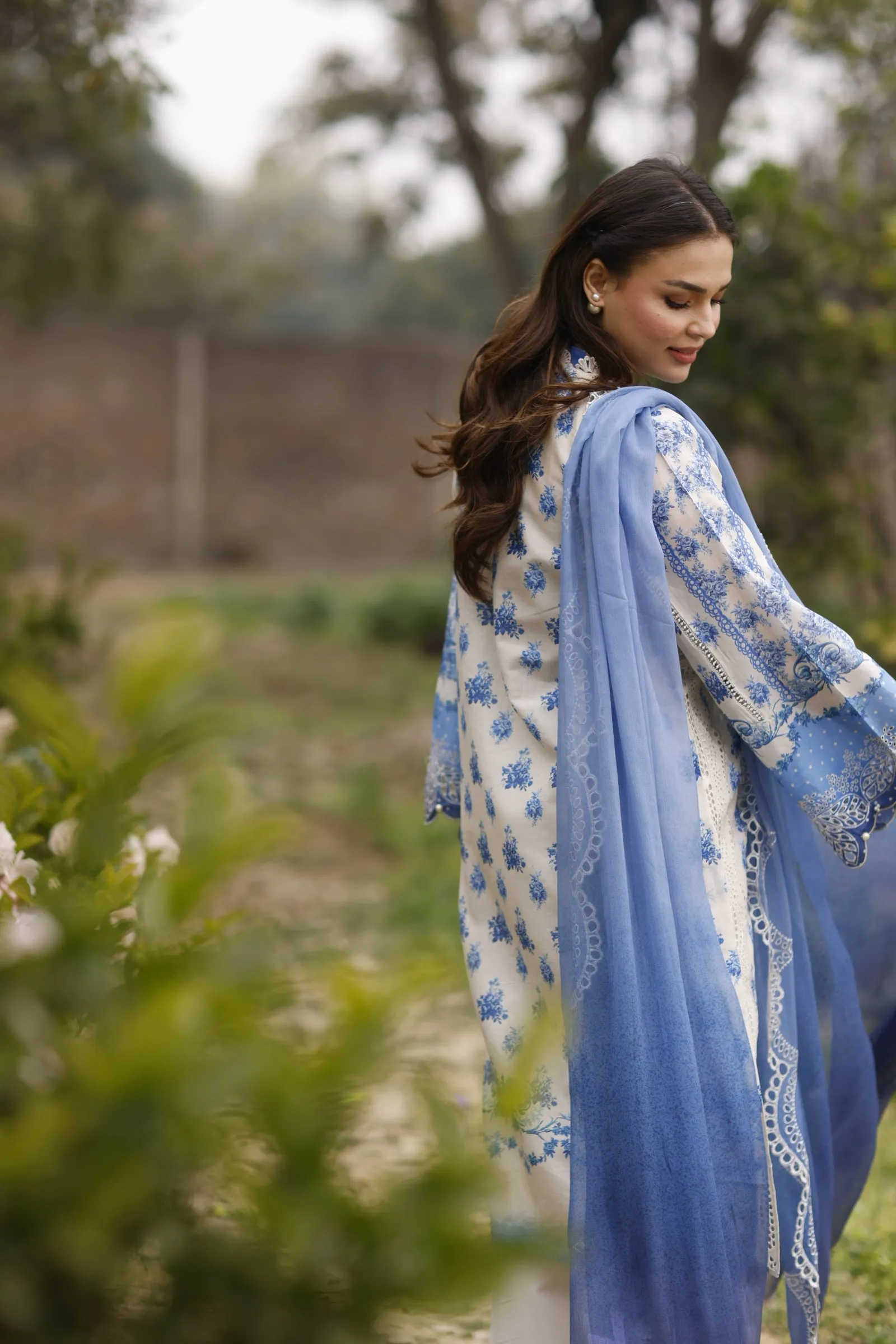 Manara by Maria Asif Baig - Vintage Flora Lawn Collection – PORCELAIN