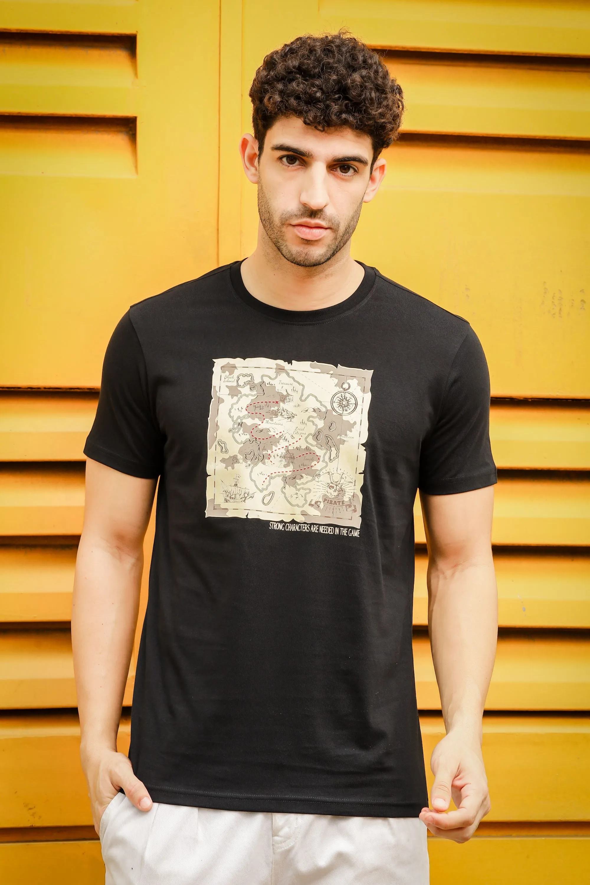 Round Neck T-Shirt - Comfortable Black Graphic Print